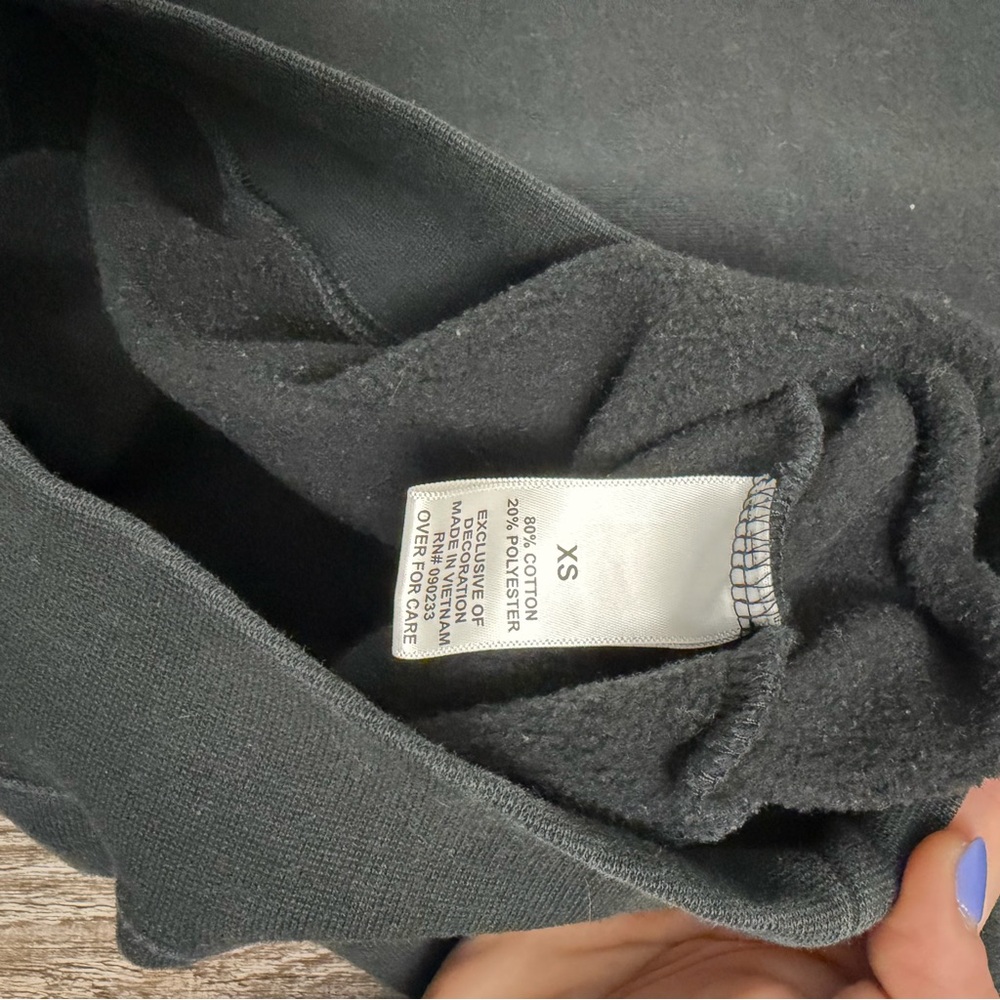 Essentials Fear of God Men’s Crewneck Black Sweatshirt-size XS *like NEW* - Picture 6 of 8